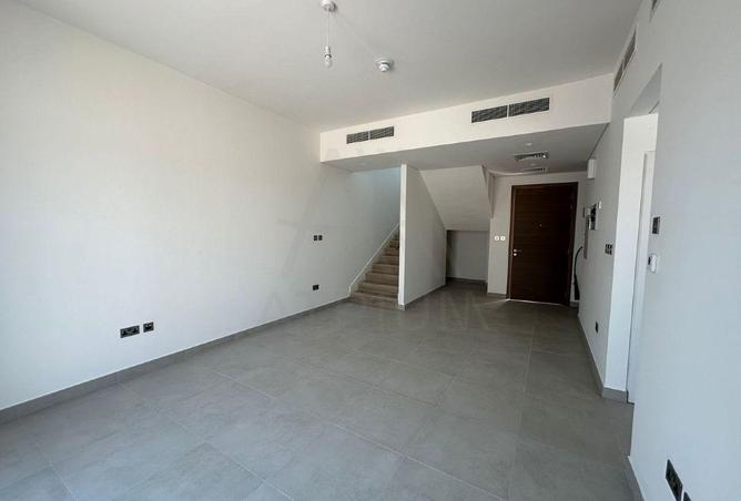 76180518 - Property Image 3