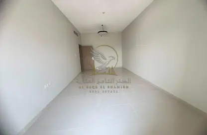 شقة - 3 غرف نوم - 4 حمامات للايجار في الجرف 2 - الجرف - عجمان وسط المدينة - عجمان