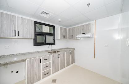 Apartment - 1 Bedroom - 2 Bathrooms for rent in Al Qulaya'ah - Al Sharq - Sharjah