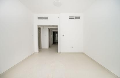 Apartment - 1 Bedroom - 2 Bathrooms for rent in Al Qulaya'ah - Al Sharq - Sharjah