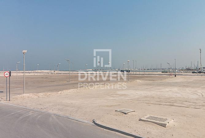 Motivated Seller | 1st Row | Near to Entrance