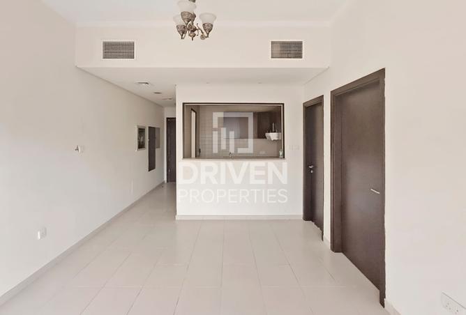 127006920 - Property Image 2