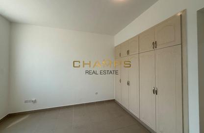 Apartment - 2 - 2 for rent in Tourist Club Area - Abu Dhabi