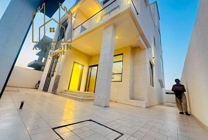 135604462 - Property Image 2