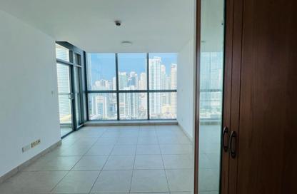 Apartment - 3 - 3 for rent in Global Lake View - JLT Cluster E - Jumeirah Lake Towers - Dubai Apartment - 3 - 3 for rent in Global Lake View - JLT Cluster E - Jumeirah Lake Towers - Dubai