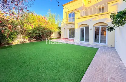 فيلا - 3 غرف نوم - 4 حمامات للايجار في الينابيع 10 - الينابيع - دبي فيلا - 3 غرف نوم - 4 حمامات للايجار في الينابيع 10 - الينابيع - دبي