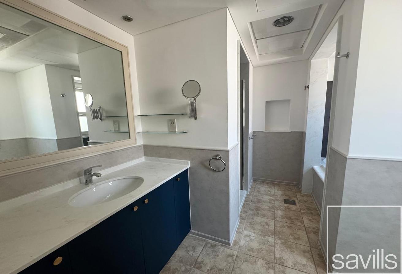 Skyline Elegance | Golf Community | Prime Location photo 12