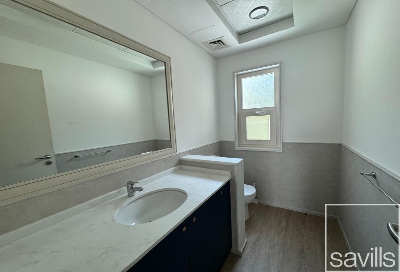 Skyline Elegance | Golf Community | Prime Location photo 14