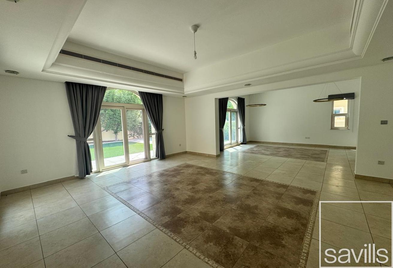 Skyline Elegance | Golf Community | Prime Location photo 6