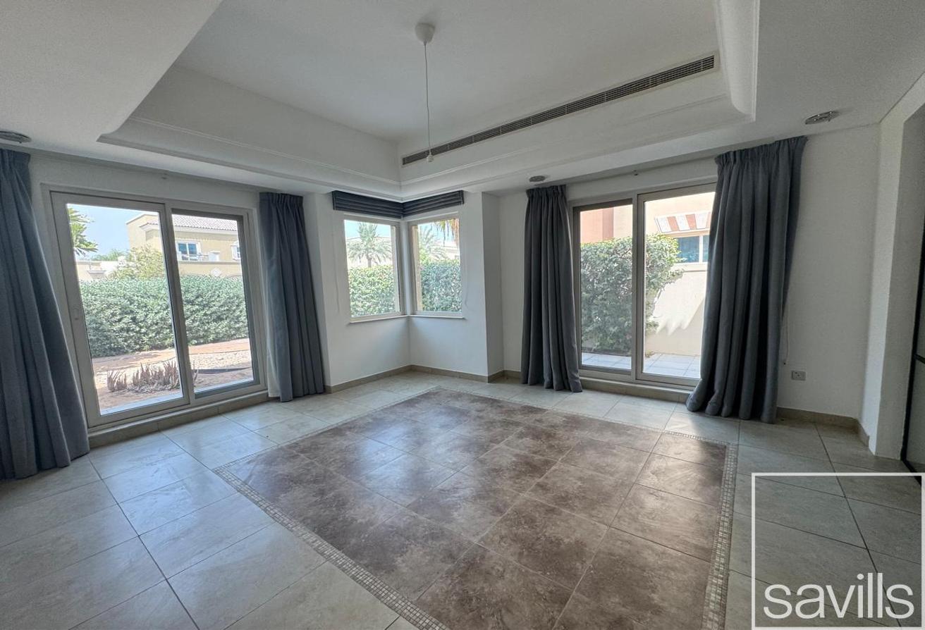 Skyline Elegance | Golf Community | Prime Location photo 11
