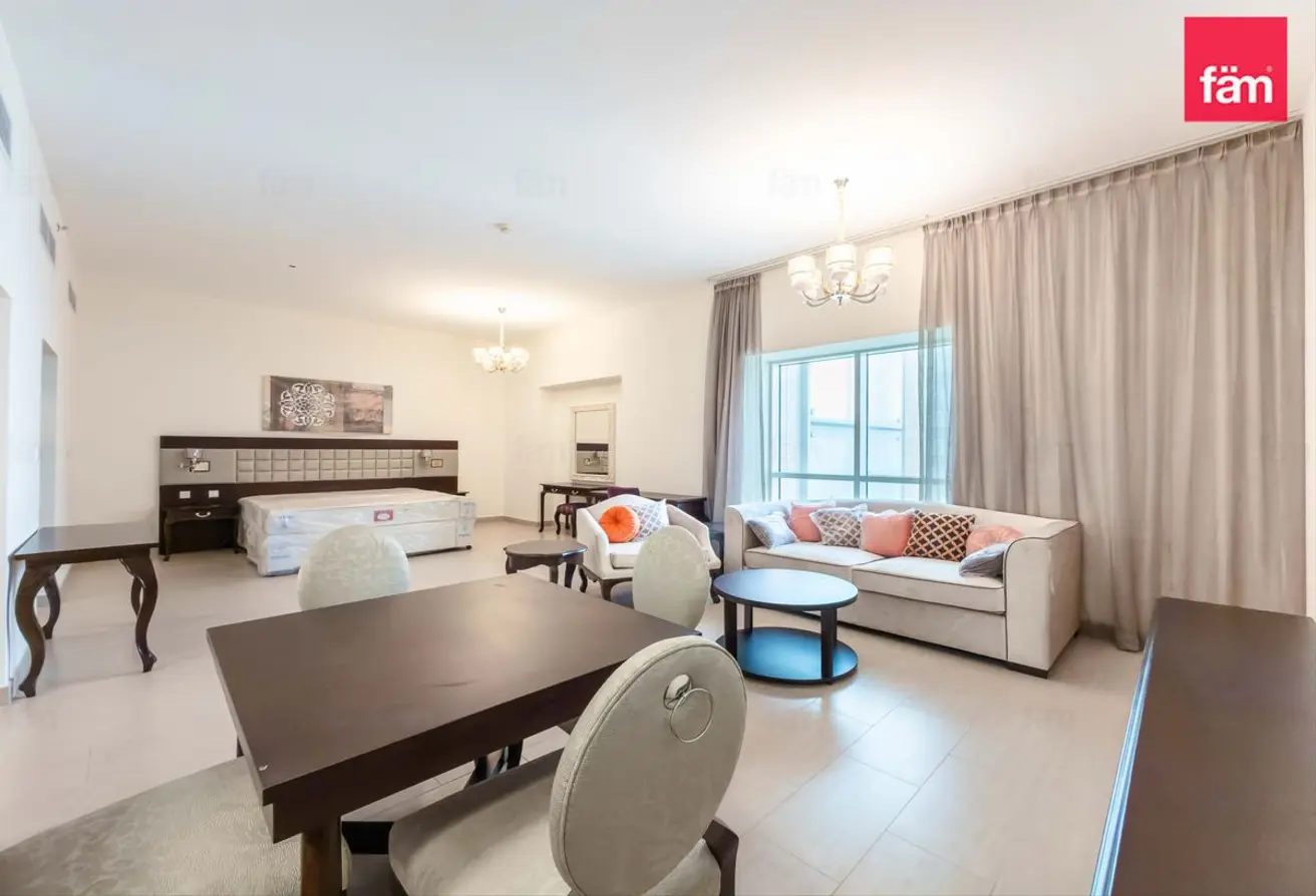 155997744 - Property Main Image