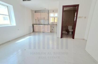 Apartment - Studio - 1 for rent in Fire Station Road - Muwaileh - Sharjah