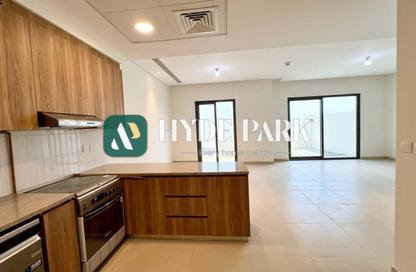 Townhouse - 2 Bedrooms - 4 Bathrooms for rent in Bloom Living - Zayed City (Khalifa City C) - Khalifa City - Abu Dhabi