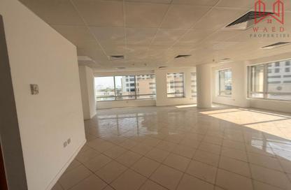 Office Space - Studio - 1 Bathroom for rent in Port Saeed Building - Port Saeed - Deira - Dubai