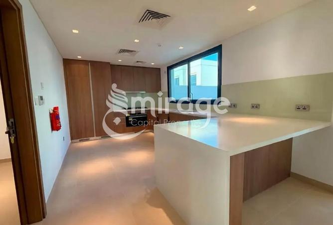 54396745 - صورة العقار 3