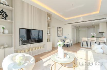 Apartment - 1 Bedroom - 2 Bathrooms for rent in The Palm Tower - Palm Jumeirah - Dubai