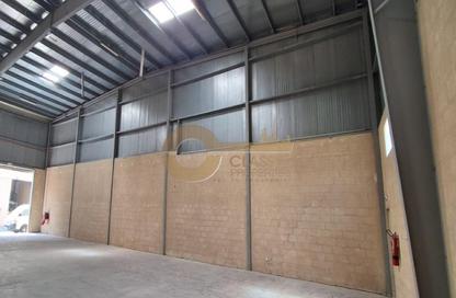 Warehouse - Studio for rent in Dubai Investment Park 1 (DIP 1) - Dubai Investment Park (DIP) - Dubai