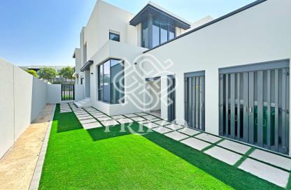 Townhouse - 4 - 5 for rent in Jebel Ali Village Villas - Jebel Ali Village - Jebel Ali - Dubai
