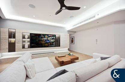 Penthouse - 3 Bedrooms - 4 Bathrooms for sale in The Torch - Dubai Marina - Dubai