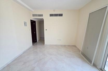 Apartment - 1 - 2 for rent in Fire Station Road - Muwaileh - Sharjah Apartment - 1 - 2 for rent in Fire Station Road - Muwaileh - Sharjah
