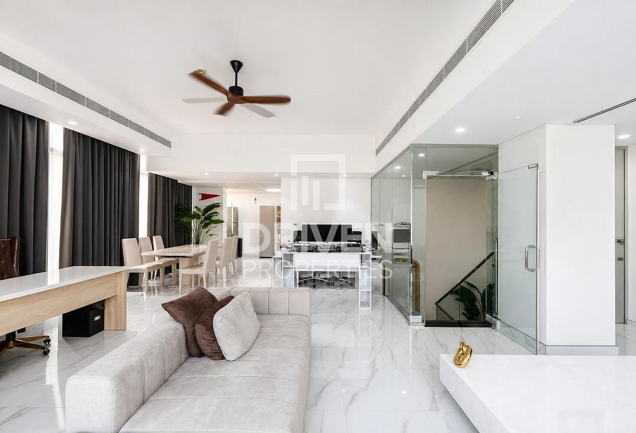 Fully Furnished | Duplex Penthouse photo 7