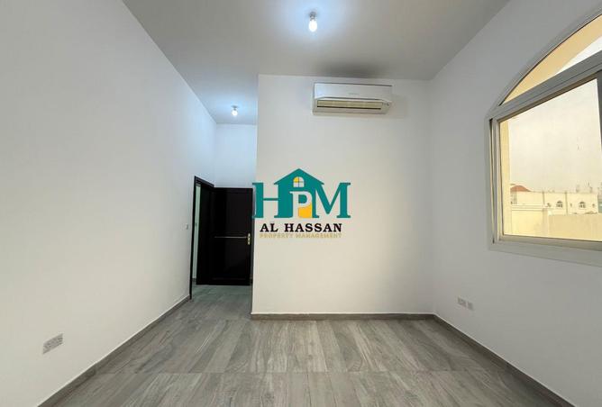 80719958 - Property Image 3