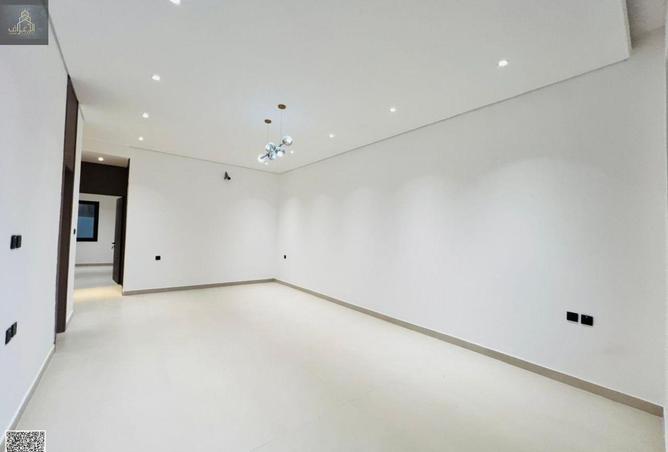 80282146 - Property Image 3