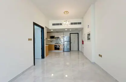شقة - غرفة نوم - 1 حمام للايجار في سكايز من دانوب - ارجان - دبي
