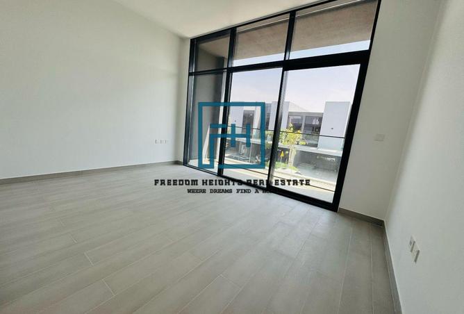 82816120 - Property Image 3