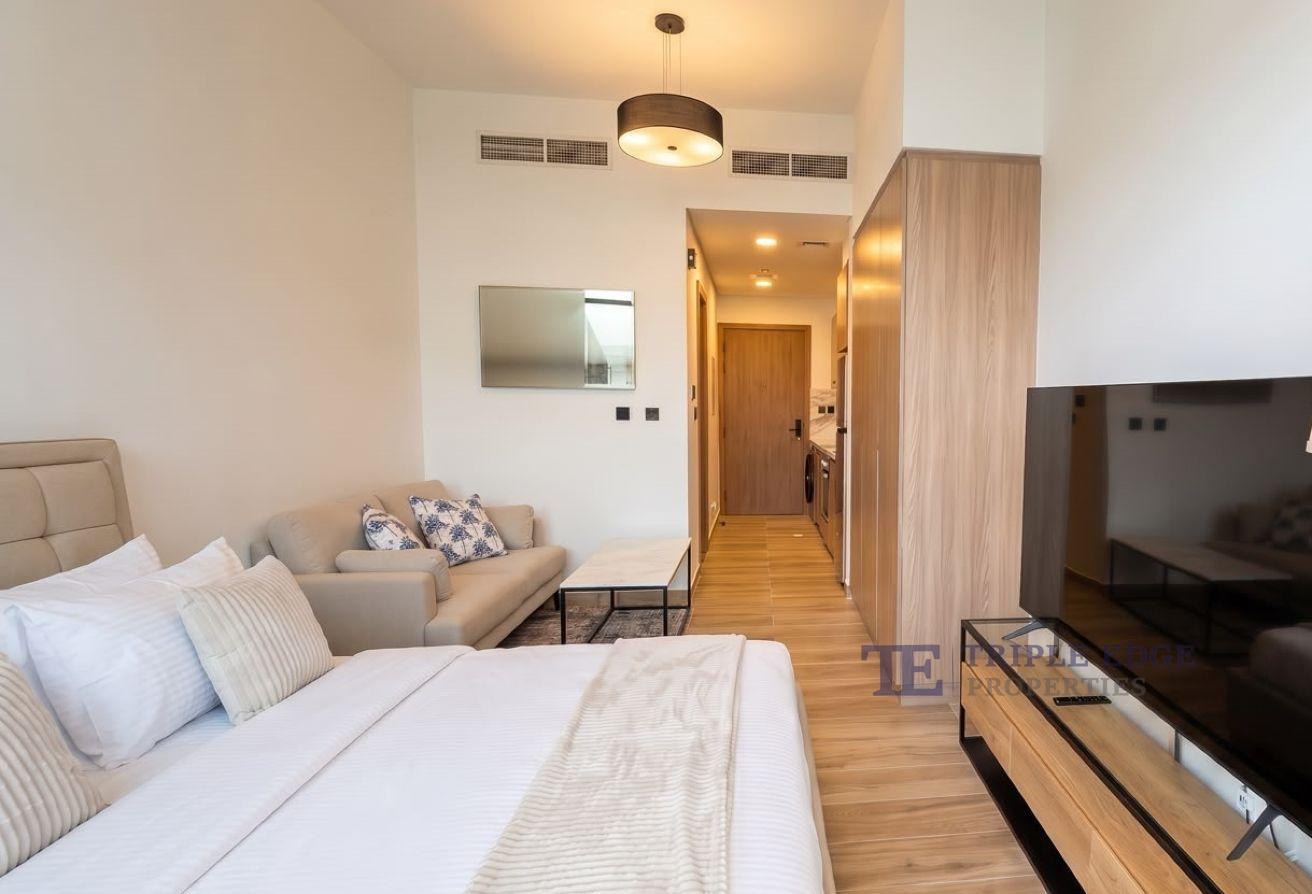 Park View | Fully Furnished | 12 Cheques photo 5