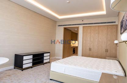 Apartment - Studio - 1 for rent in The Palm Tower - Palm Jumeirah - Dubai