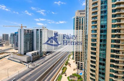 Apartment - Studio - 1 for rent in Burj Al Nujoom - Downtown Dubai - Dubai