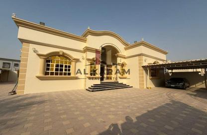Villa - 4 Bedrooms - 5 Bathrooms for rent in Al Dhait - Ras Al Khaimah