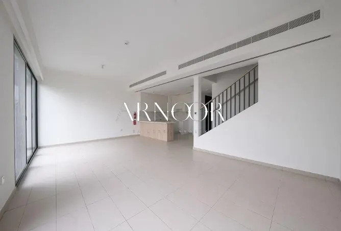 152402758 - Property Image 2