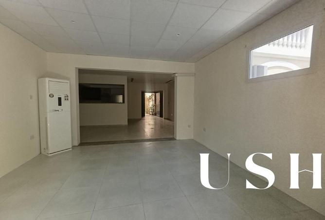 112742965 - Property Image 2