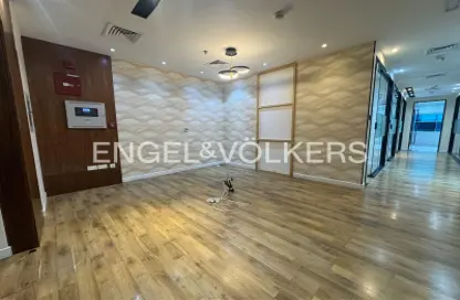 Office Space - Studio - 1 Bathroom for rent in Bay Square Building 2 - Bay Square - Business Bay - Dubai