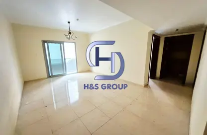 شقة - 2 غرف نوم - 3 حمامات للايجار في الثاني مويلح - تجارية مويلح - الشارقة