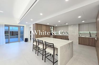 Duplex - 4 Bedrooms - 5 Bathrooms for sale in Executive Tower C - Executive Towers - Business Bay - Dubai