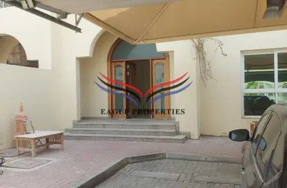 فيلا - 4 غرف نوم - 6 حمامات للايجار في البرشاء 1 - البرشاء - دبي