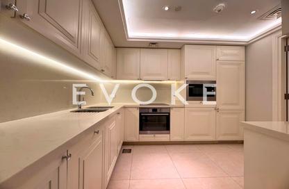 Apartment - 2 Bedrooms - 3 Bathrooms for sale in Kempinski BLVD - Downtown Dubai - Dubai