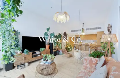 Apartment - 2 Bedrooms - 3 Bathrooms for sale in Belgravia 1 - Belgravia - Jumeirah Village Circle - Dubai