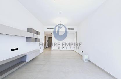 Apartment - 3 Bedrooms - 5 Bathrooms for rent in Lamcy Residence - Oud Metha - Bur Dubai - Dubai
