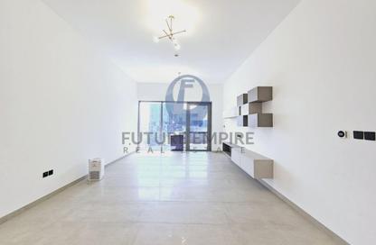 Apartment - 3 Bedrooms - 5 Bathrooms for rent in Lamcy Residence - Oud Metha - Bur Dubai - Dubai
