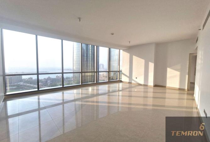 Spacious 2 BR | High Floor | Sea View | Vacant