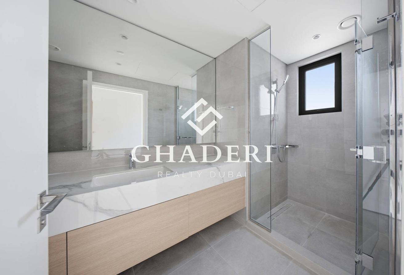Corner Unit | Huge Plot | Brand New photo 15