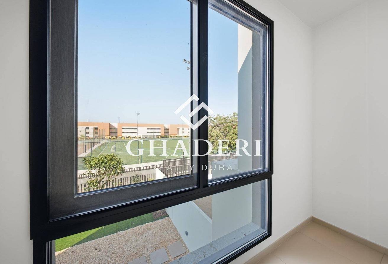 Corner Unit | Huge Plot | Brand New photo 21