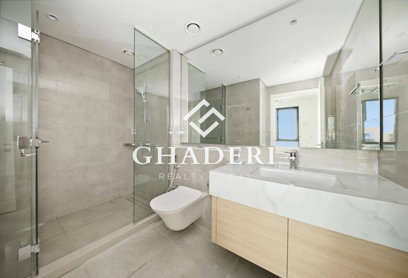 Corner Unit | Huge Plot | Brand New photo 11