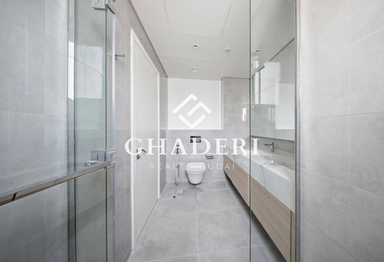Corner Unit | Huge Plot | Brand New photo 22