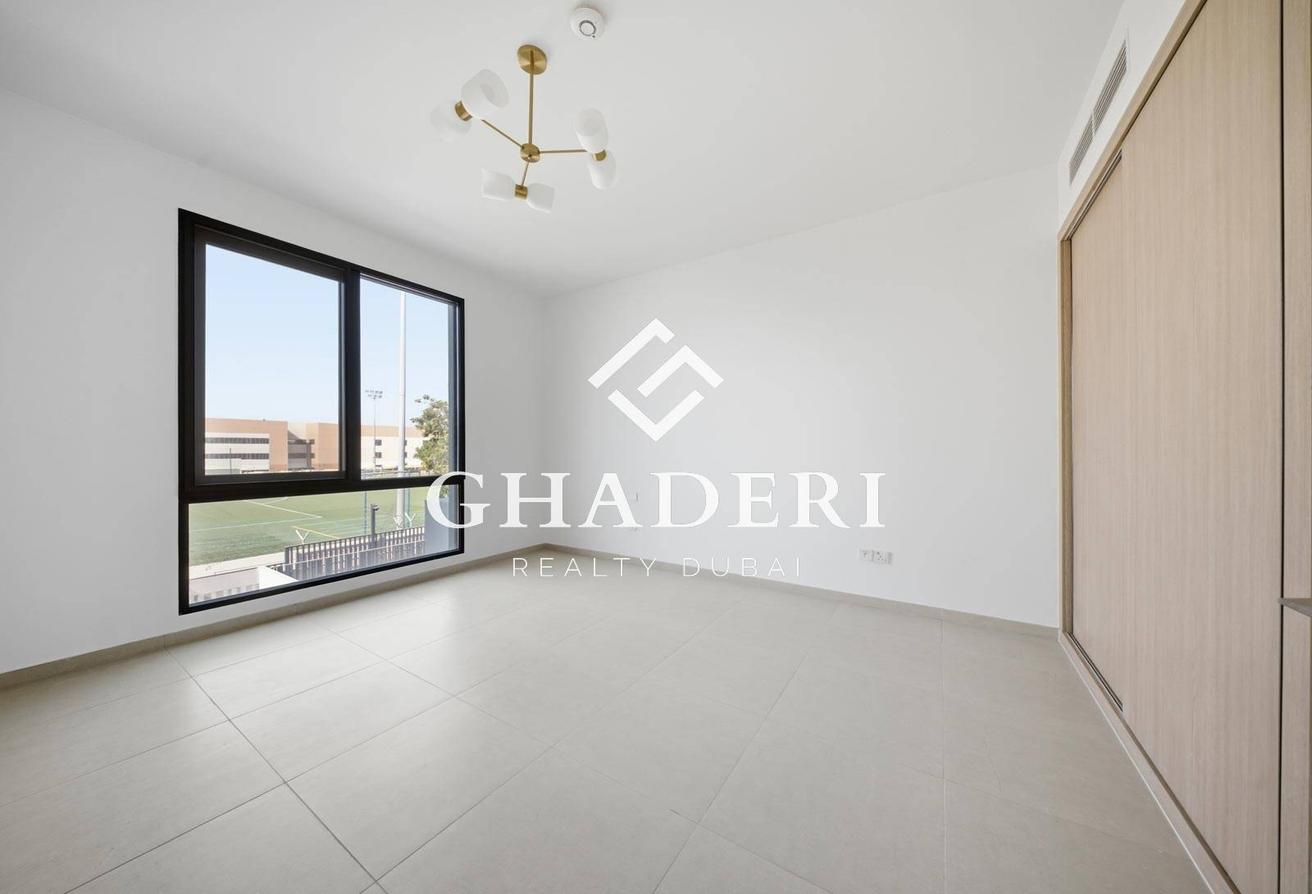 Corner Unit | Huge Plot | Brand New photo 20