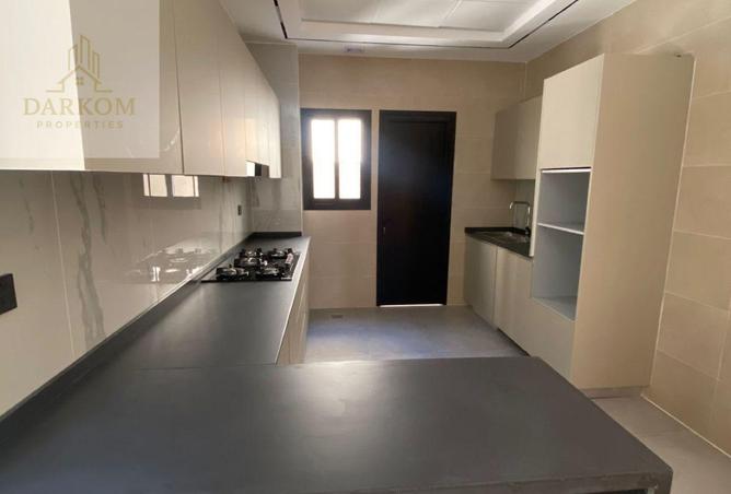 95301713 - Property Image 3